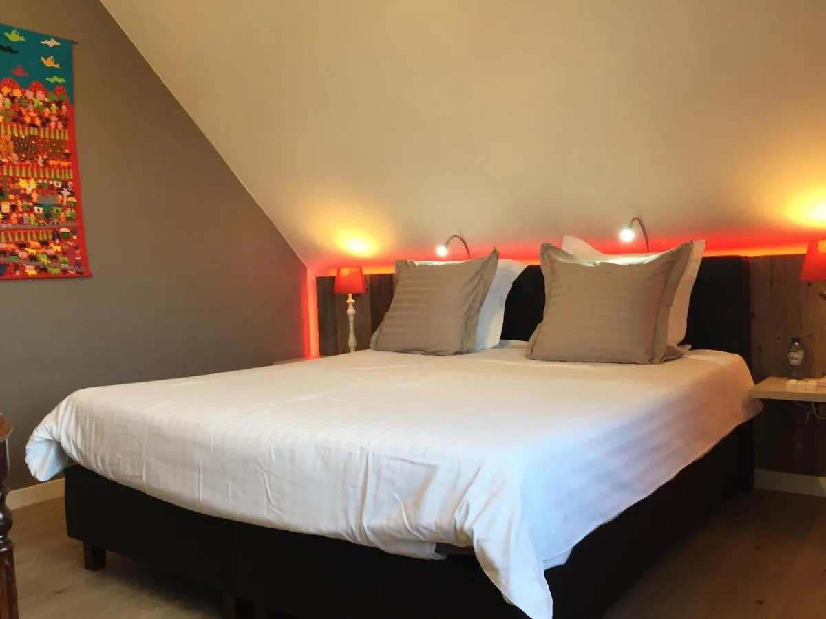 B&B Bella En Basiel Bruges Alojamento de Acomodação e Pequeno-almoço