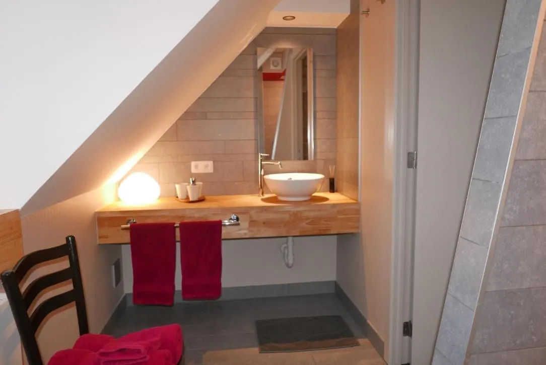 B&B Bella En Basiel Bruges Alojamento de Acomodação e Pequeno-almoço